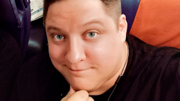 «Бедные, глупые клеточки»: как Роман Попов шутил о своем смертельном заболевании