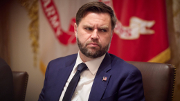 «Я вижу демонов»: вице-президент США признался, что верит в потусторонние силы