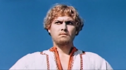 «Бьет точным ударом»: на Урале ограбили звезду фильма «Финист — Ясный сокол» Воскресенского