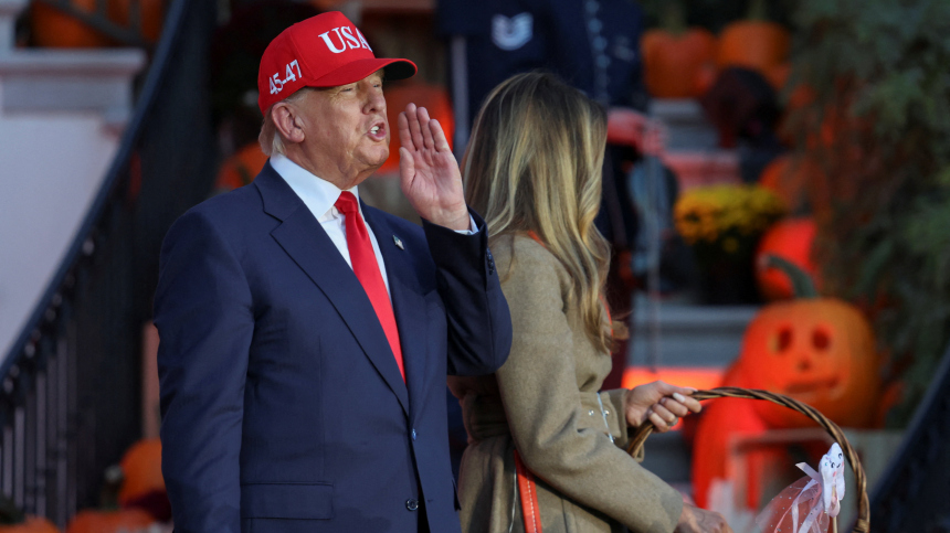 Как Трамп вел себя после покушения на него