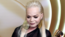 «Я большая девочка»: Долина о том, как научилась справляться с негативом