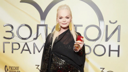 Лариса Долина: «Песня „Погода в доме“ могла бы войти в школьную программу»