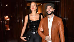 Недавно родившая невеста Тимати увезла дочь за границу