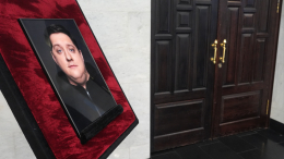 В Москве прощаются с актером Романом Поповым