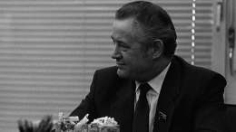 Скончался бывший главный редактор «Известий» Иван Лаптев