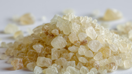 Правительство ввело временные ограничения на экспорт из России технической серы