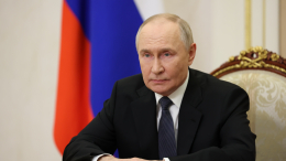 Путин распорядился провести в Кремле церемонию вручения госпремий в День народного единства