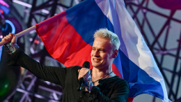 Новая песня и вечный хит: SHAMAN и Татьяна Куртукова приняли участие в гала-концерте в честь Дня народного единства