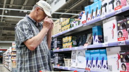 Россияне стали покупать почти вдвое больше «умной» техники