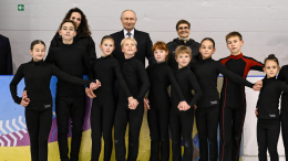 Путин принял участие в открытии пяти спортивных объектов в режиме онлайн