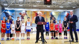 Путин поблагодарил бизнесменов, которые вносят вклад в развитие спорта в РФ