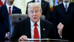 «Нетудашка»: Трамп отдал приказ о ядерных испытаниях Пентагону вместо Минэнерго