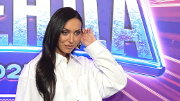 «Не хотела петь ретро»: Алсу рассказала о своем главном хите