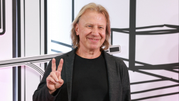 «Жена бы не поддержала»: за что супруга хвалит и ругает Виктора Дробыша