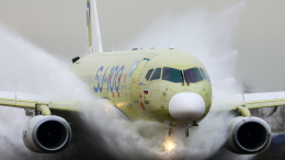 Российский Superjet успешно прошел испытание водой