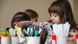 Бесплатные мастер-классы для детей бойцов СВО проводят в ЦАО