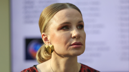 «Дети и внуки растут»: Валерия Гай Германика стала бабушкой в 41 год