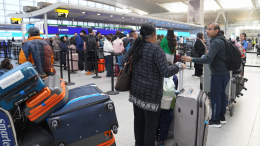 Аэропорты на грани коллапса и невыплаченные пособия: последствия шатдауна в США