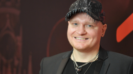 «Пока мама жива»: Сафронов о сольной карьере