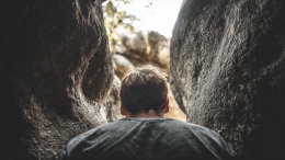 Путешественник застрял в пещере, увидел ангелов и умер