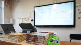 Кравцов указал на необходимость требований к оборудованию для образования в РФ