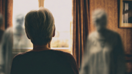 «Думала, что одержима»: женщина видела демонов и инопланетян из-за редкого синдрома