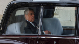 Королева Елизавета знала: Эндрю Виндзор приводил секс-работниц в Букингемский дворец