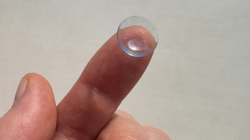 Как носить контактные линзы без вреда для глаз