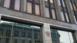 «Россия опередила»: Косачев о разработке современного оружия в стране