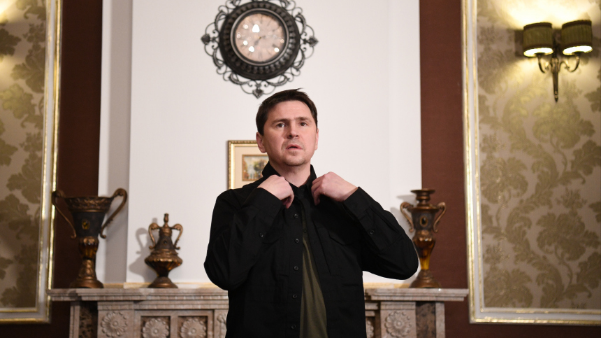 Подоляк назвал коррупцию неотъемлемой частью экономики