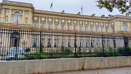 МИД Франции пообещал усилить давление на Россию