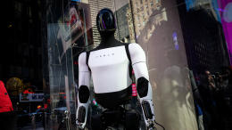 Илон Маск заявил о трансформации экономики благодаря роботам Optimus