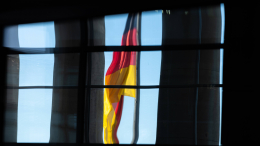 Цена памяти — 500 евро: как в Германии планировали сбыть с торгов вещи жертв Холокоста