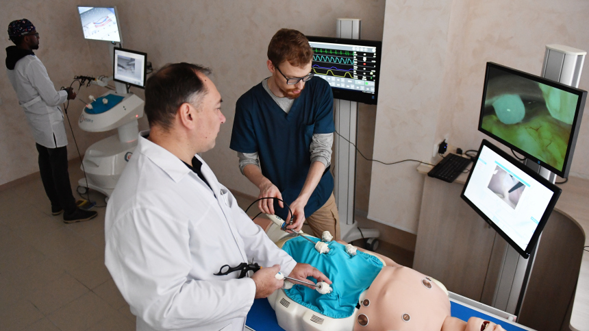 Путин подписал закон о целевом обучении медиков