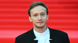 «Я рос вместе с ним»: режиссер Сергей Волков о значении Достоевского в его жизни