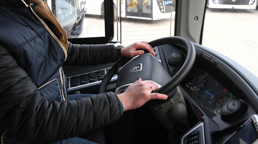 Хотел наказать водителя — наказал себя: красноярец снял собственные нарушения