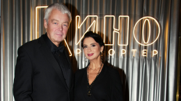 Гала-прием чувственных душ: звезды на красной дорожке премии «Событие года» от журнала «КиноРепортер»