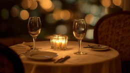 Эскортница заставила клиента заплатить за расставание с ней