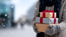 Отказаться и не обидеть: как не принимать участие в «Тайном Санте» на работе