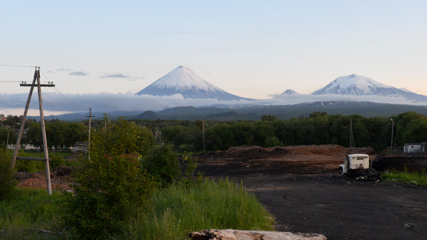 На Камчатке предупредили о риске выброса лавовых бомб