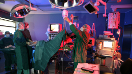 В Индии трехлетнему мальчику пришили гениталии после неудачного обрезания