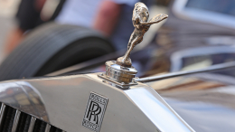 В Санкт-Петербурге сгорел Rolls-Royce актрисы Софьи Ская