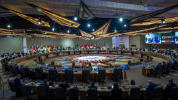 «Носит трехмерный характер»: Орешкин о кризисе международной экономики