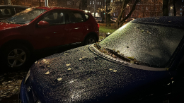 Ледяной дождь в Москве превратил дороги в каток