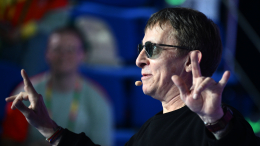 «Мы по-прежнему рулим»: Охлобыстин о разнице поколений