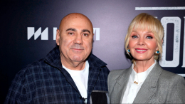 Пока Пригожин чистит трубы, Валерия колдует на кухне: как ведет быт звездная пара