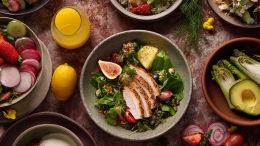 Без сладкого и с пользой: какие продукты помогают вырабатывать «гормон счастья»