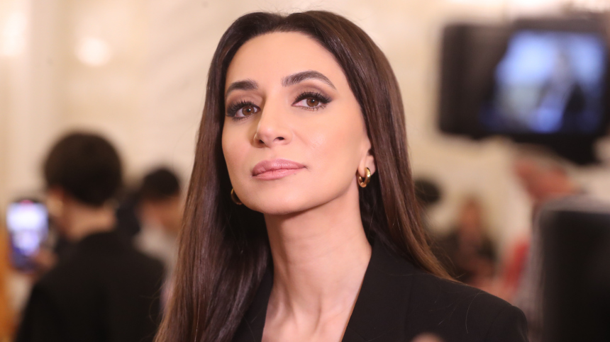 Как певица Зара едва не потеряла старшего сына