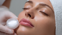 Продлить молодость лица? Полный гид по уходу за носогубной зоной