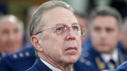 Путин освободил Геннадия Лопатина от должности заместителя генпрокурора РФ